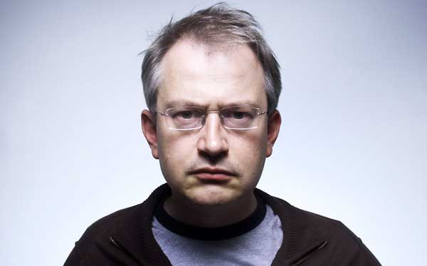 Review: Rambling Robin Ince leaves sides unsplit