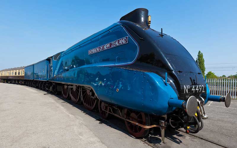 allan-harris-train
