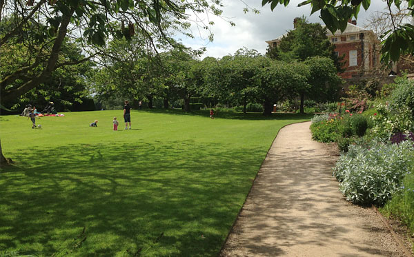 A grand day out - families enjoying the lawns and gardens