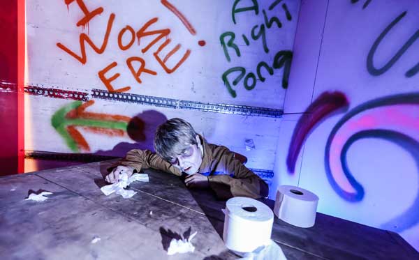 hallowscream-loo-rolls