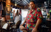 Photos challenge British ex-pat stereotypes