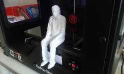 Print your Christmas presents: York library hosts 3D printer day