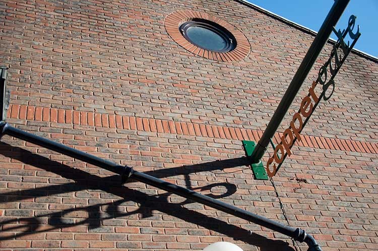 coppergate-centre-sign-shadow