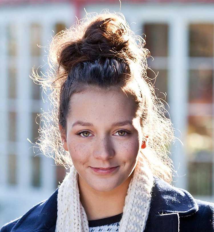 york-college-nadine-mulkerrin-hollyoaks