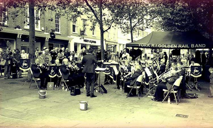 york-residents-festival-2015-golden-rail-band