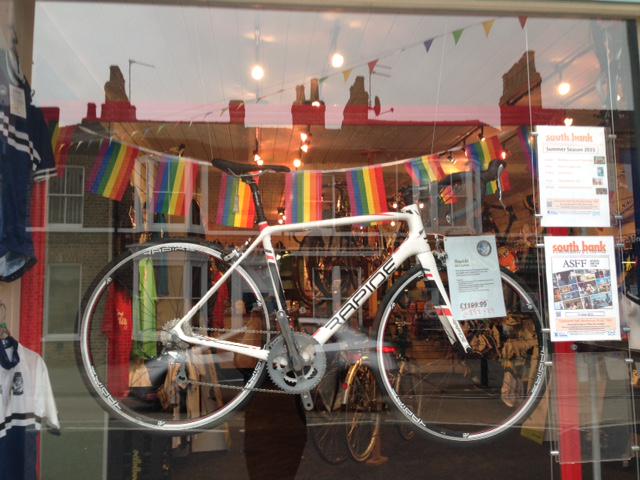 rainbow-pride-york-cycle-heaven