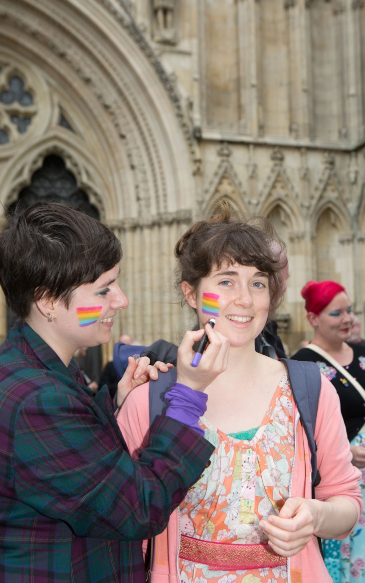 A make-up makeover. Photograph © Duncan Lomax / Ravage Productions