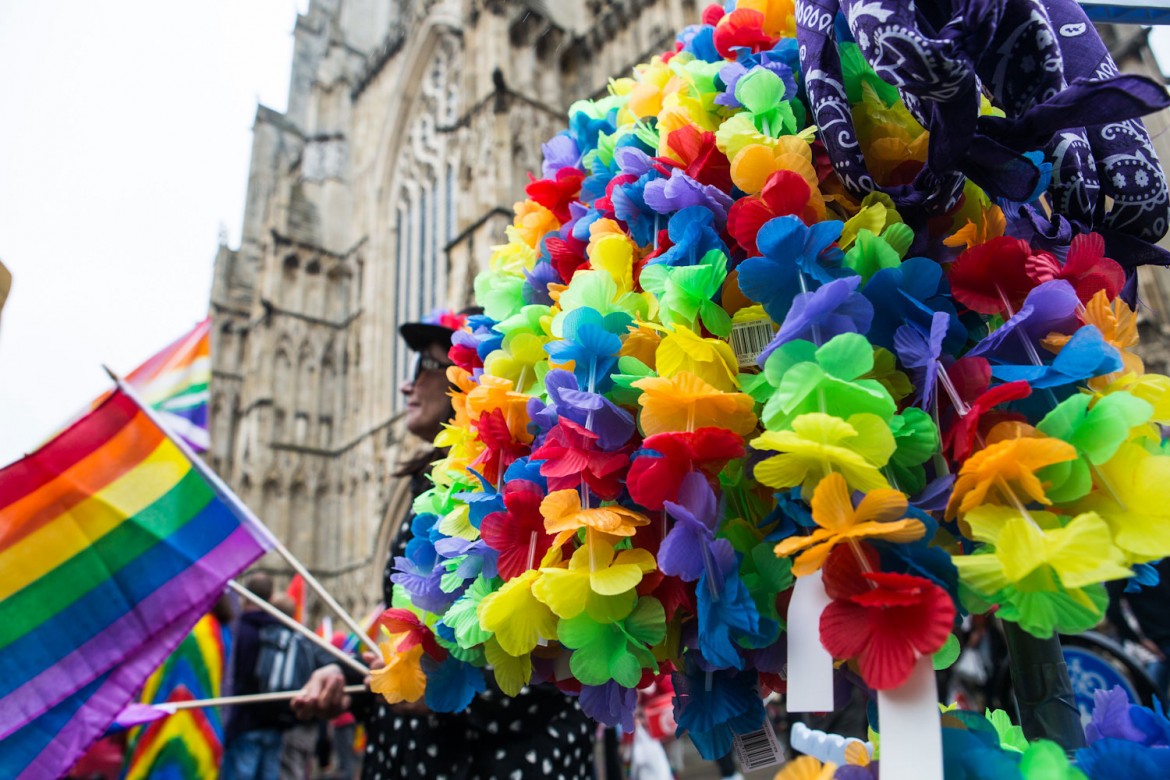 Garlands add to the vibrant mix. Photograph © Duncan Lomax / Ravage Productions