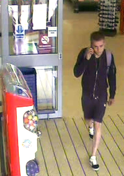 york-spirits-theft-cctv-sep-2015-3