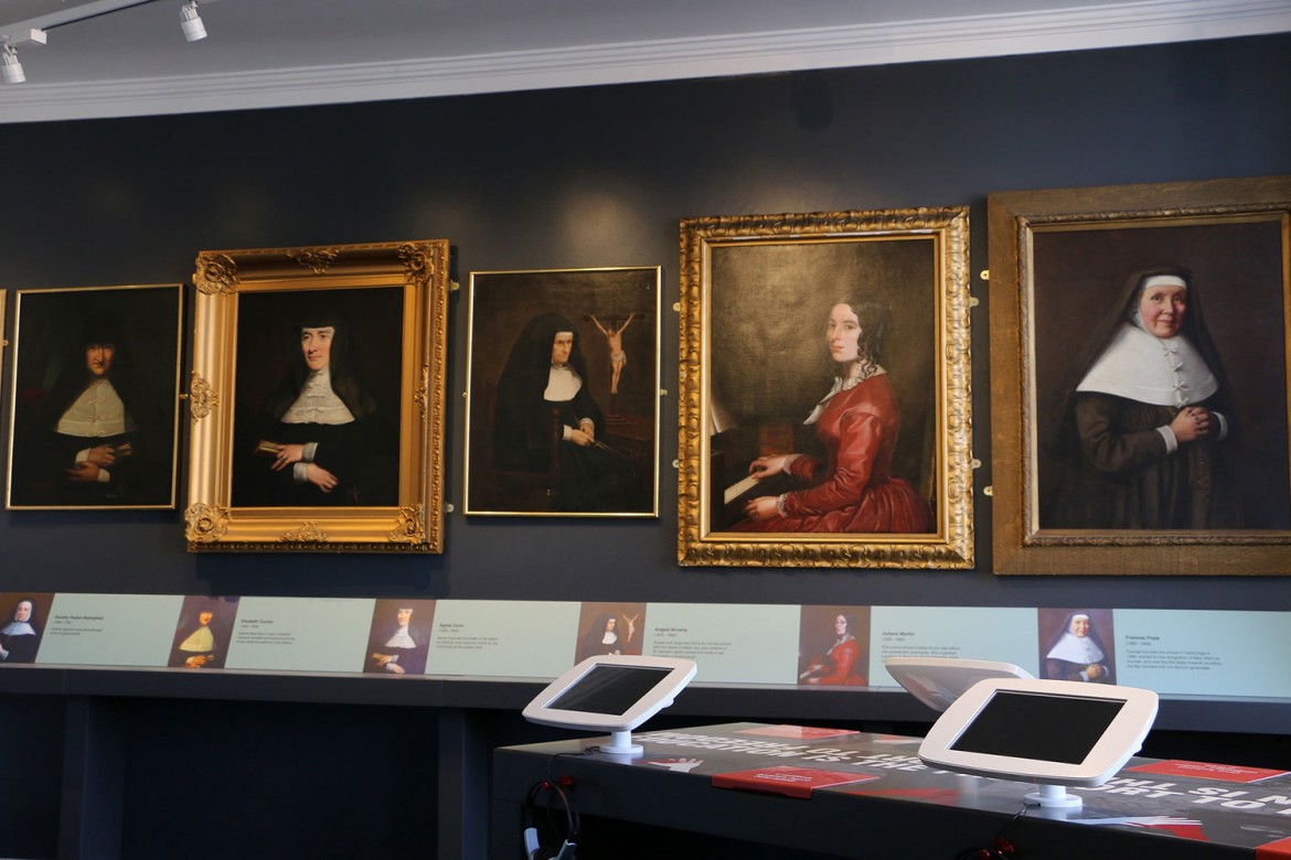 The interactive gallery