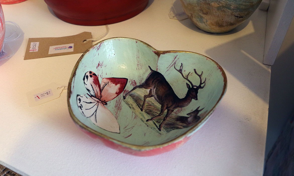 Small bowls, £8.50