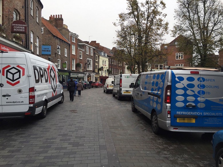 A traffic-packed King's Square
