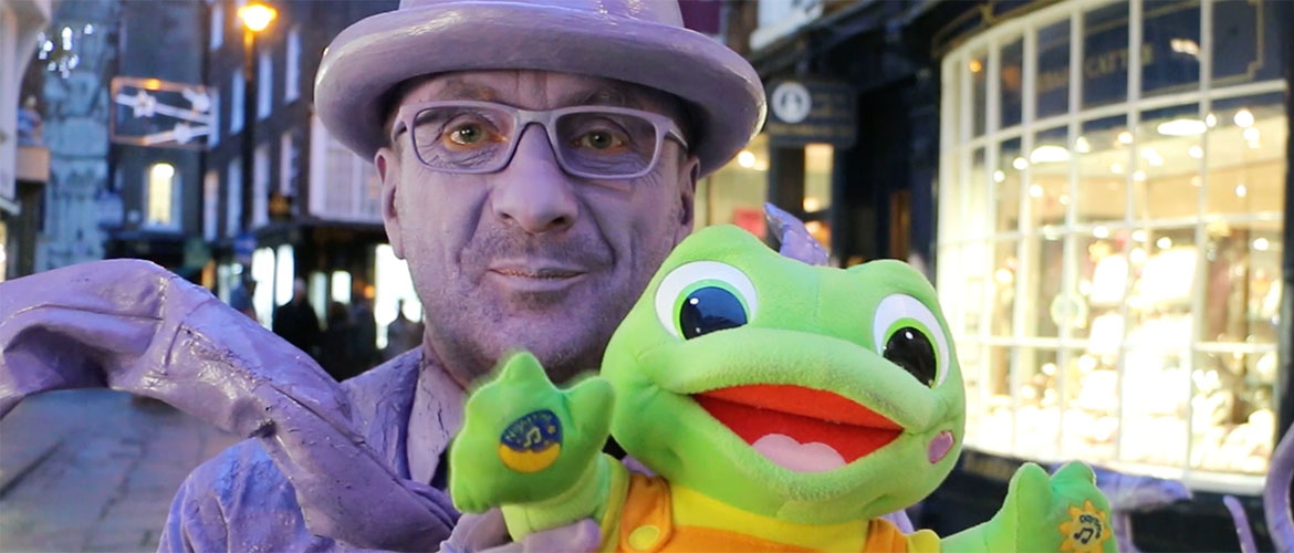 Video: Purpleman says goodbye to his life as a street entertainer in York
