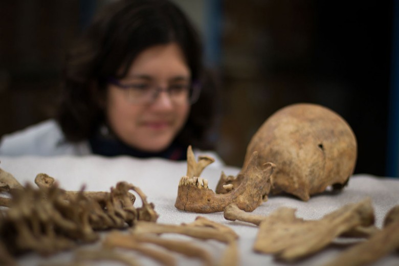 One of the skeletons with Gulia Gallio of York Archaeological Trust