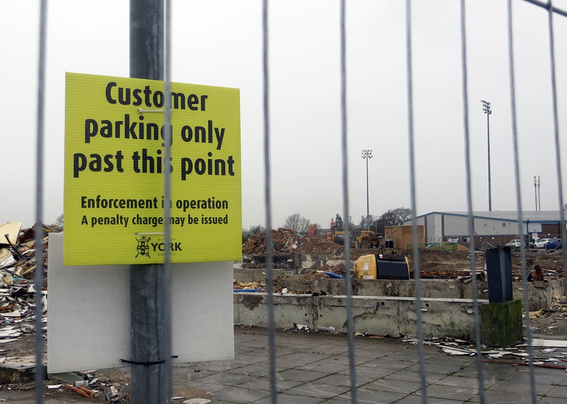 No custmers and nowhere to park now