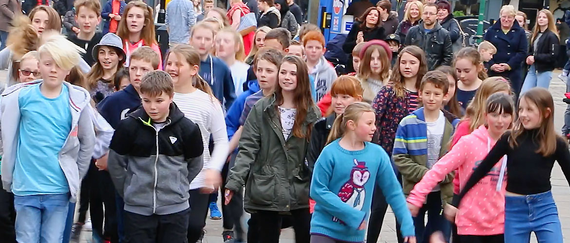 Video: Children surprise York shoppers with city centre song-and-dance flashmob