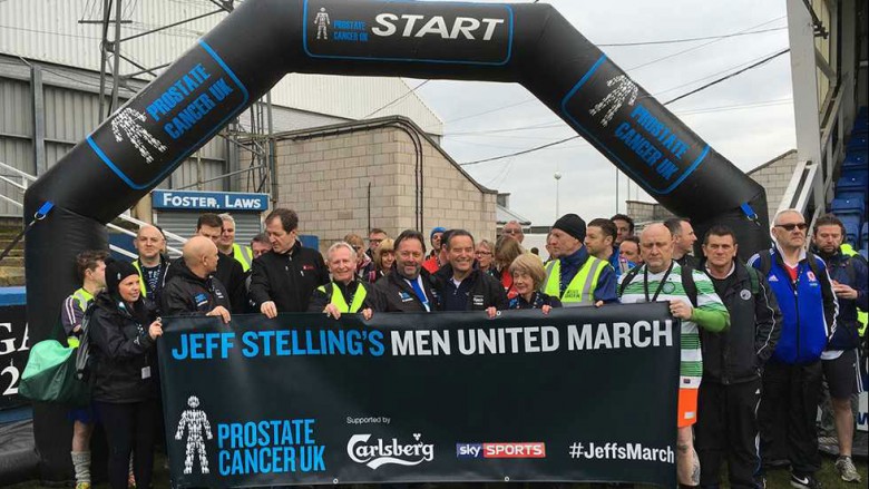 Jeff and supporters, including former Tony Blair spin doctor Alastair Campbell, at the Hartlepool United starting line