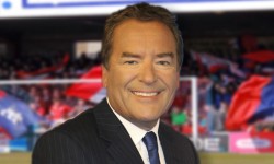 TV star Jeff Stelling walks through York on Tuesday – here’s where to cheer him on
