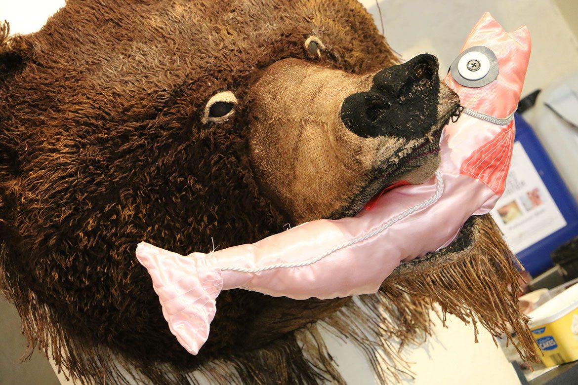 A bear and his lunch