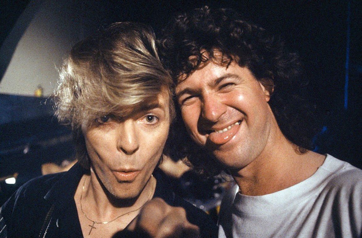 David and Denis share a selfie. Photograph © Denis O'Regan