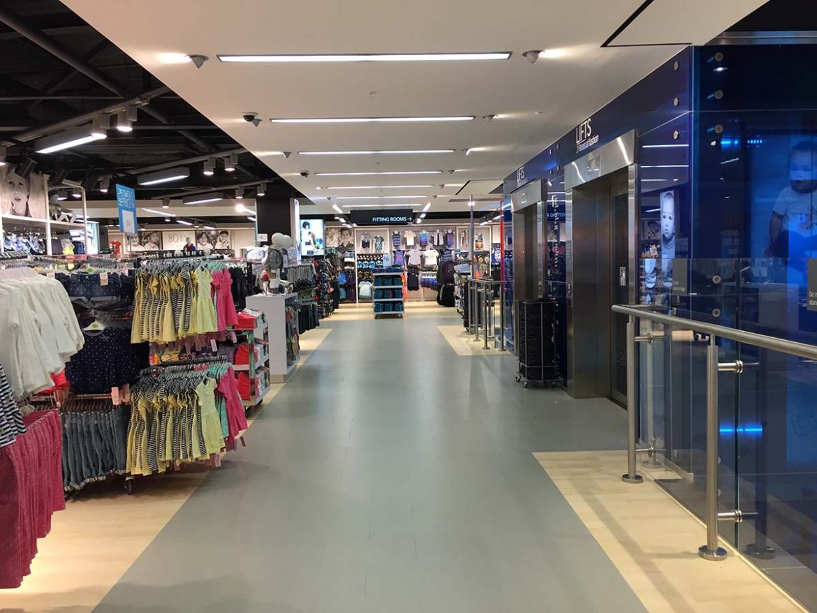 The lifts to another floor of fashion