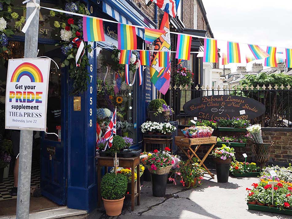 A colourful corner of Bishy Road