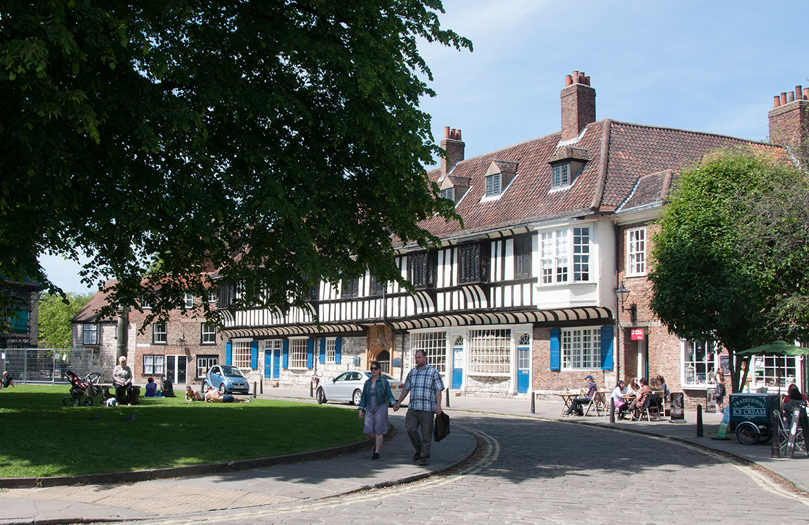Hotter than Benidorm! York to swelter in heatwave