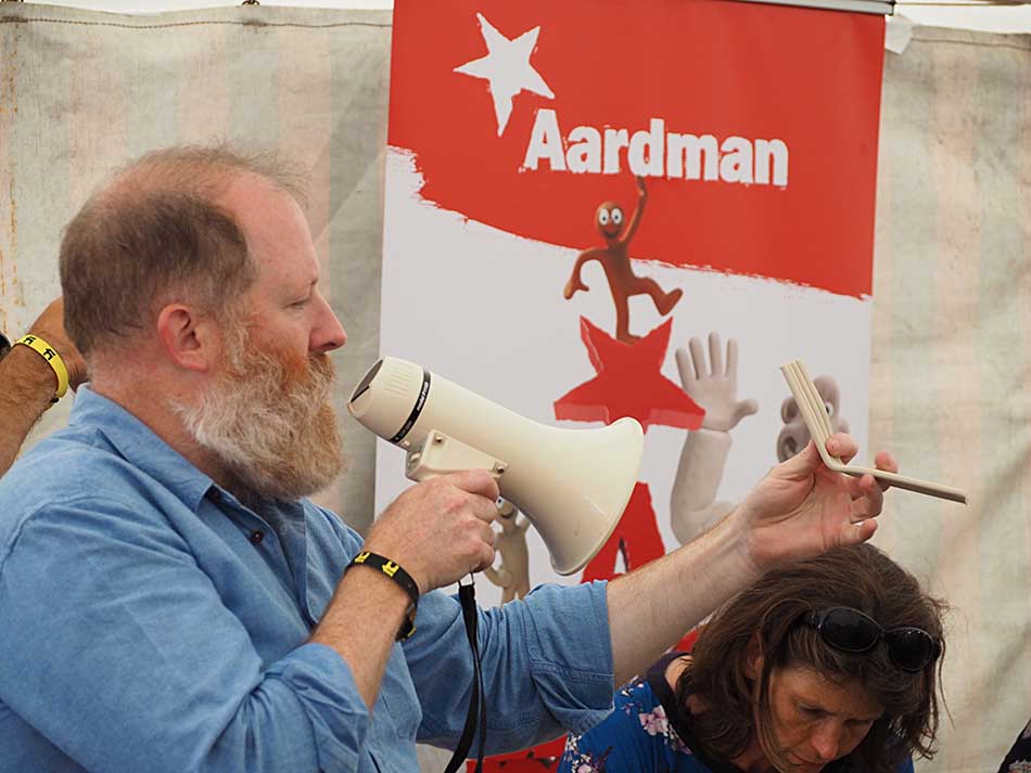 How to make a Gromit by Aardman Animations