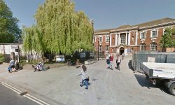 Man hit in the face with banjo or ukulele in York attack