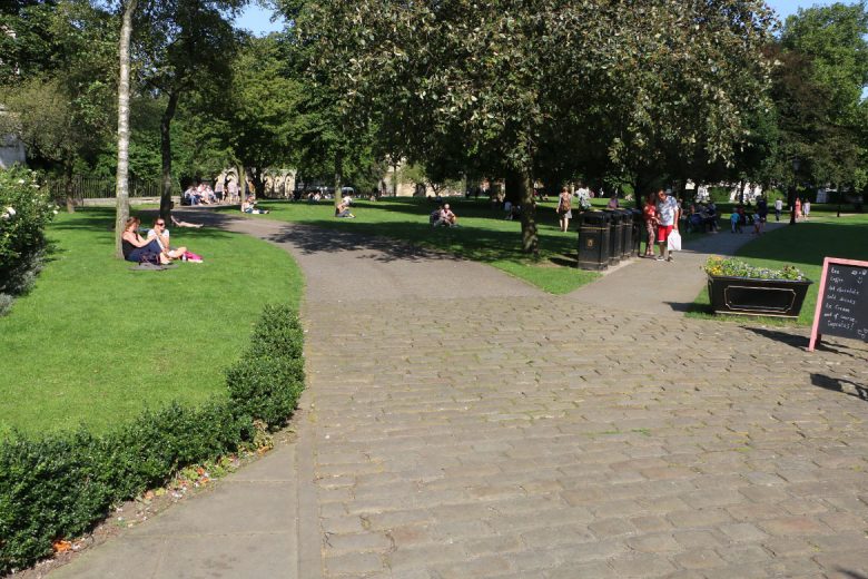 Another shot of the ‘autumnal’ Museum Gardens