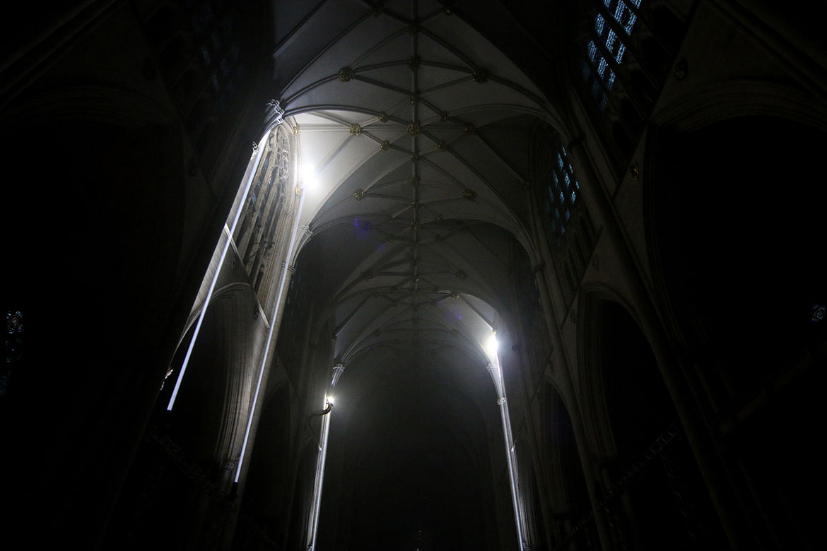 illuminating-york-2016-minster-arch