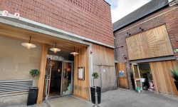 York bar assault leaves man with gash to head