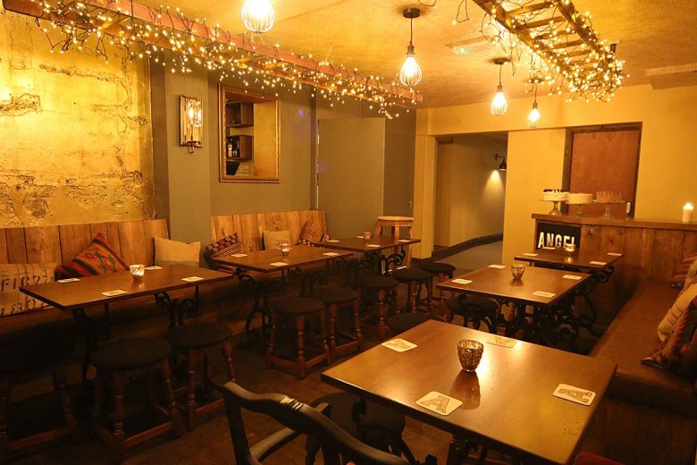 The food is provided by Cafeé 68
