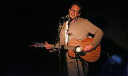 Review: Eef Barzelay and support