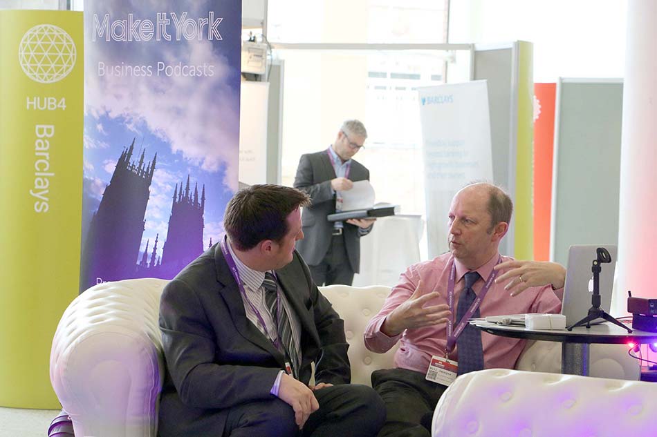 venturefest-16-make-it-york-sofa