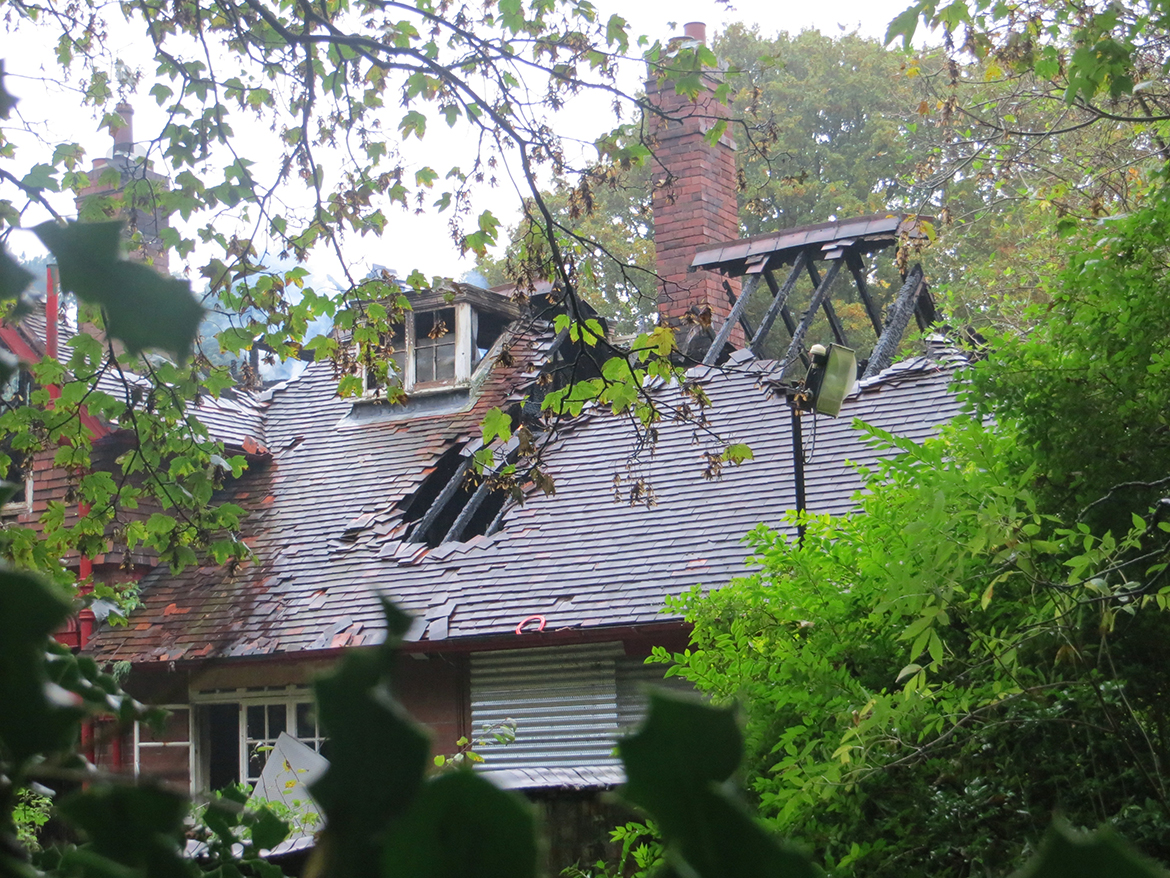 york-west-bank-park-lodge-fire-18