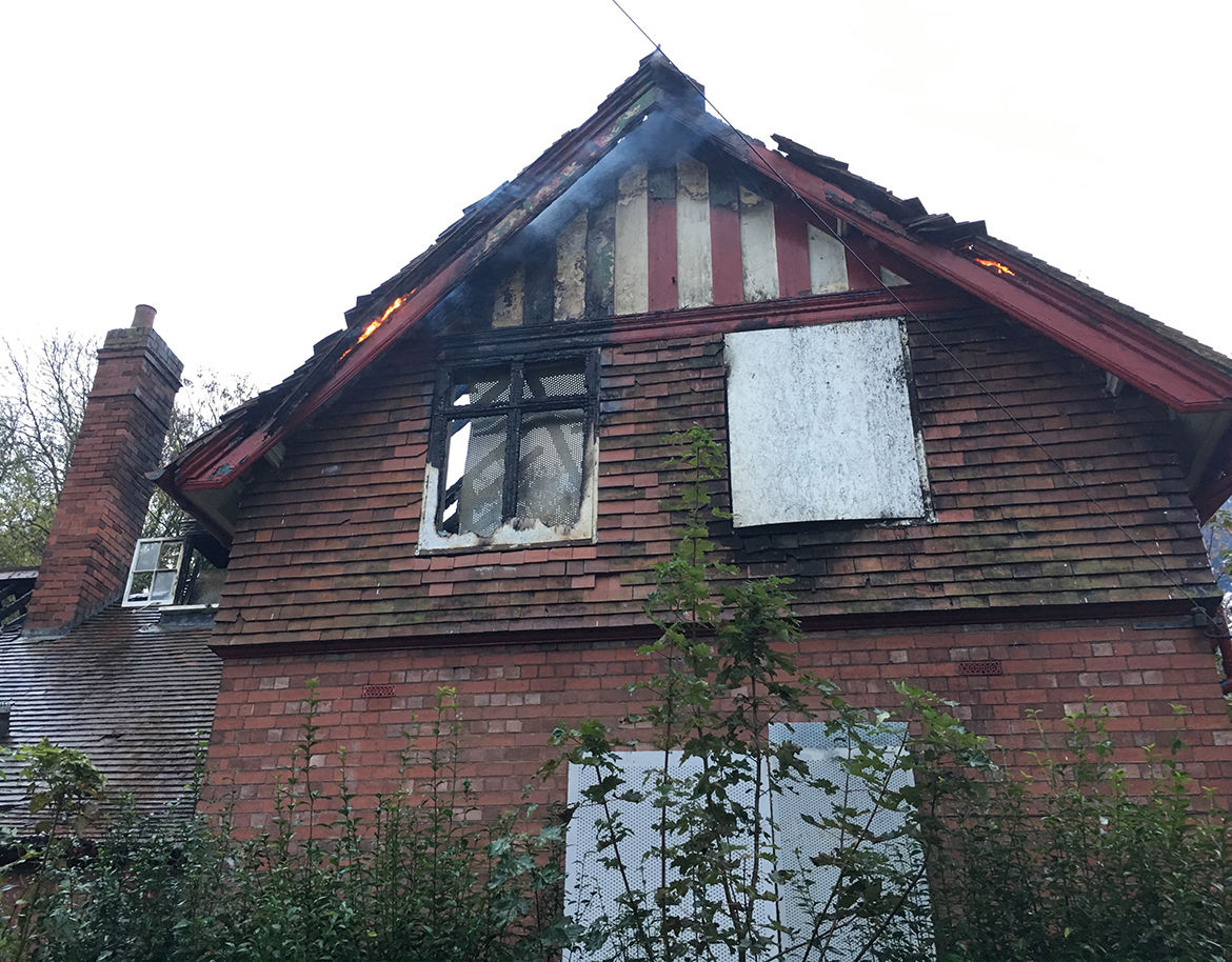 york-west-bank-park-lodge-fire-36