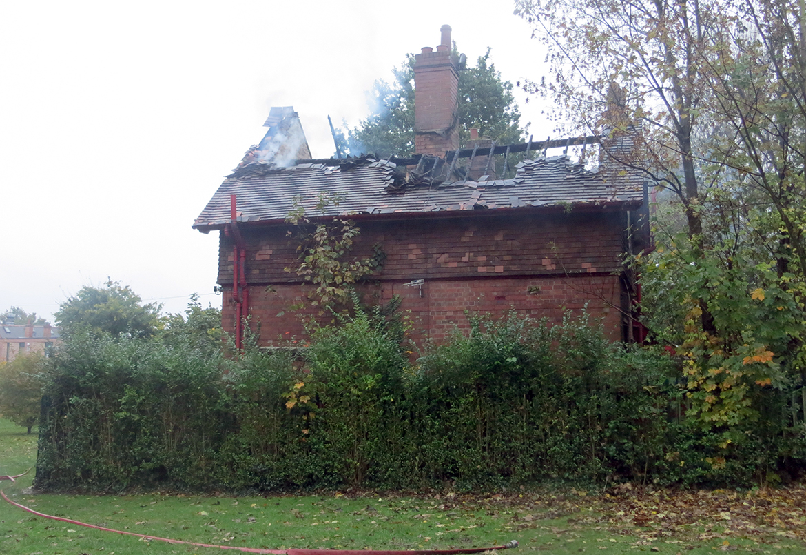 york-west-bank-park-lodge-fire-8