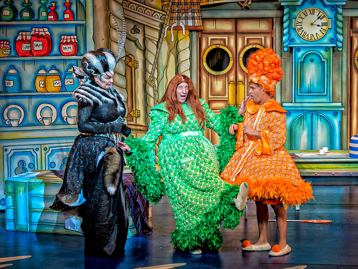 Review: Cinderella, York Theatre Royal