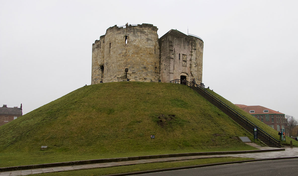 Clifford’s Tower plan will go to the High Court for full judicial review