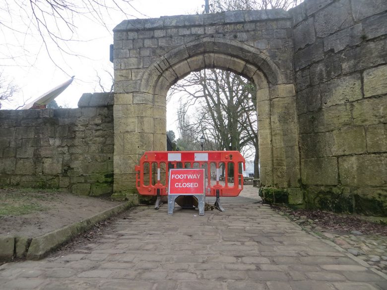 York Lendal Bridge footway sign