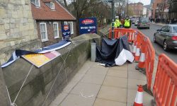 Lendal Bridge pavement reopened after being cordoned off by police