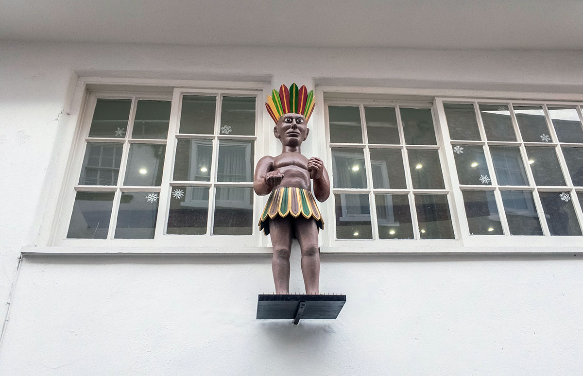 New shop to open underneath York’s famous Native American