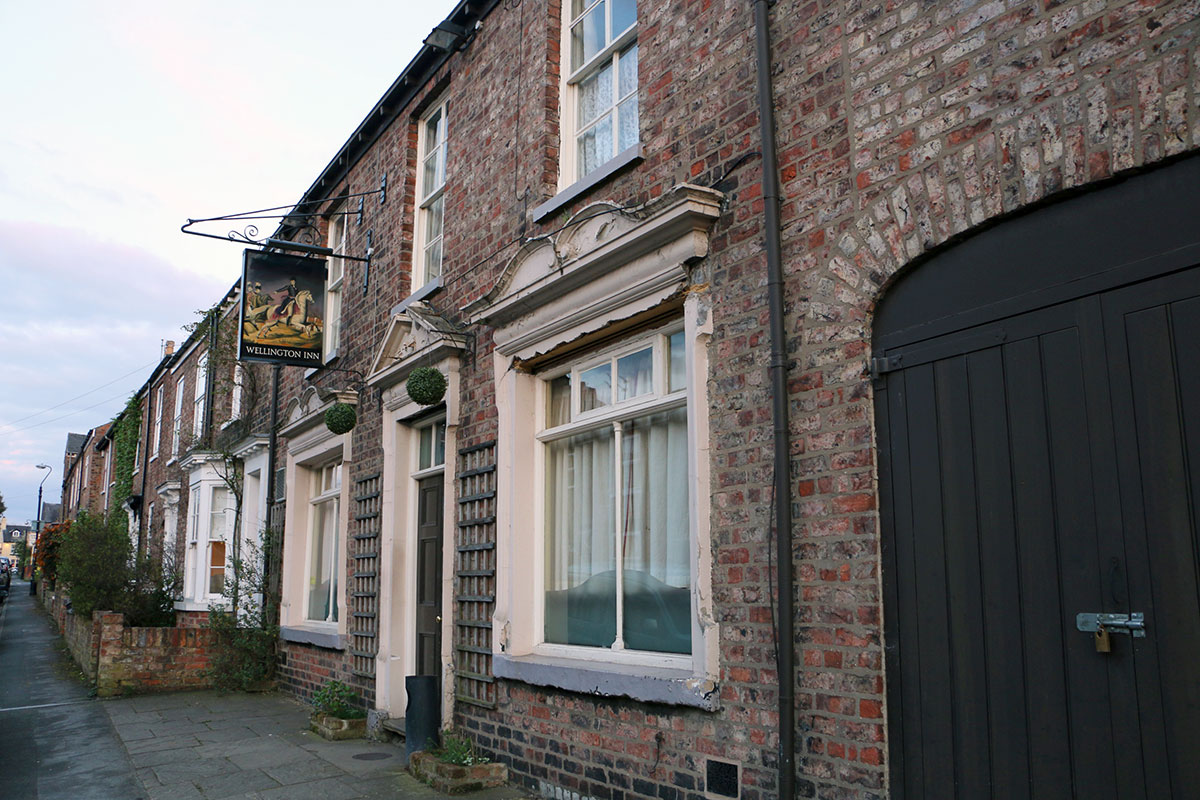 York pub shuts suddenly