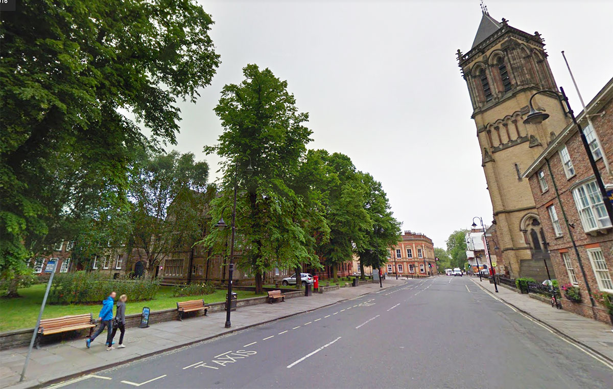 Violent assault in the city centre leaves victim with serious injuries