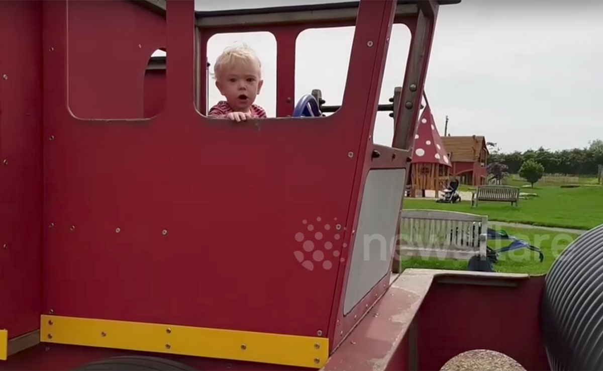 Video: Hilarious moment a toddler copies his dad’s sweary road rage in York park