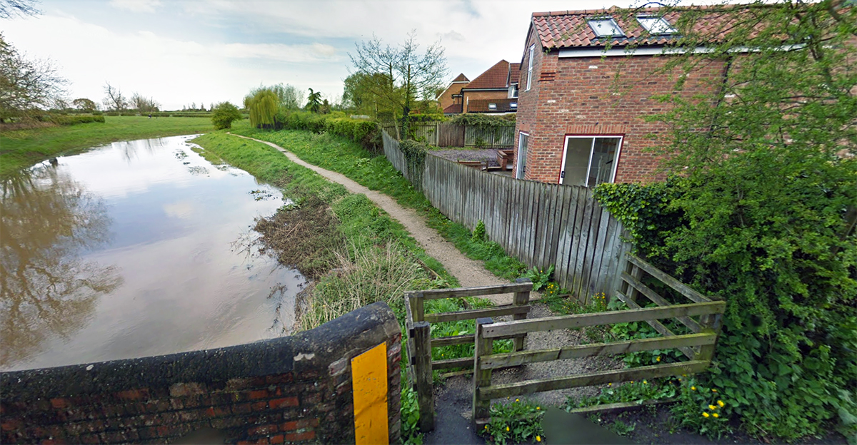 Teenager punches man so hard he loses three teeth