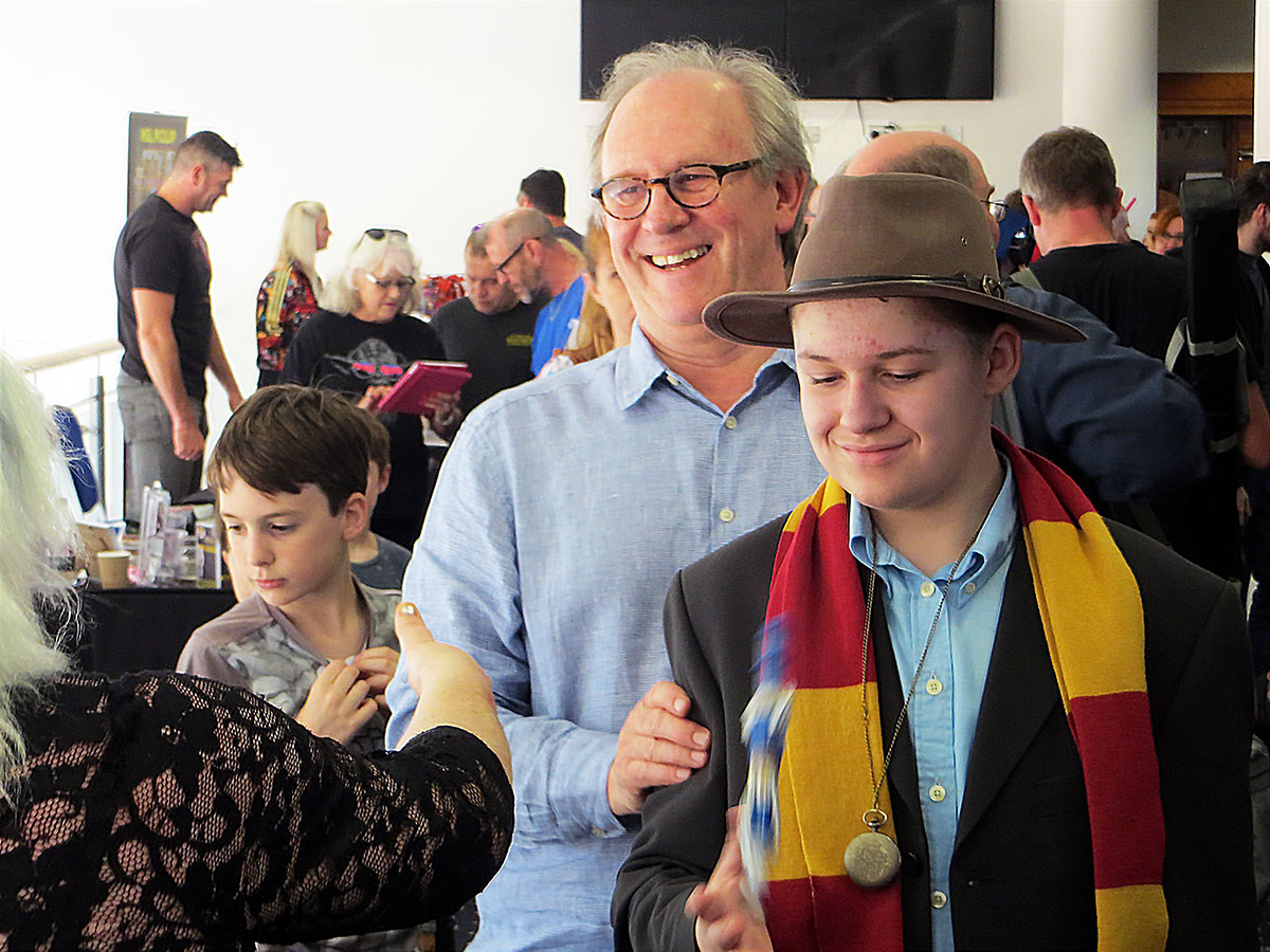 Out of this world! 52 pix and videos of York Unleashed Comic Con 2017