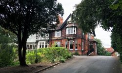 National heritage champion condemns plans to demolish York pub