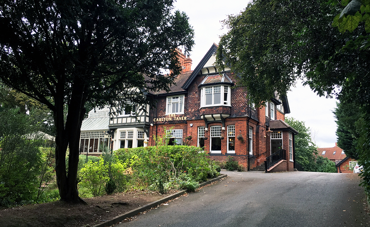National heritage champion condemns plans to demolish York pub